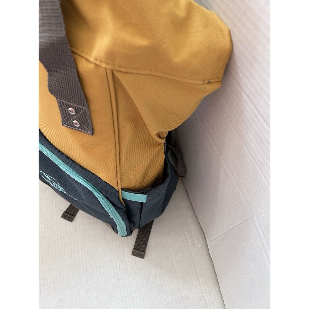 Subaru Insulated back pack NWOT - Picture 4 of 16